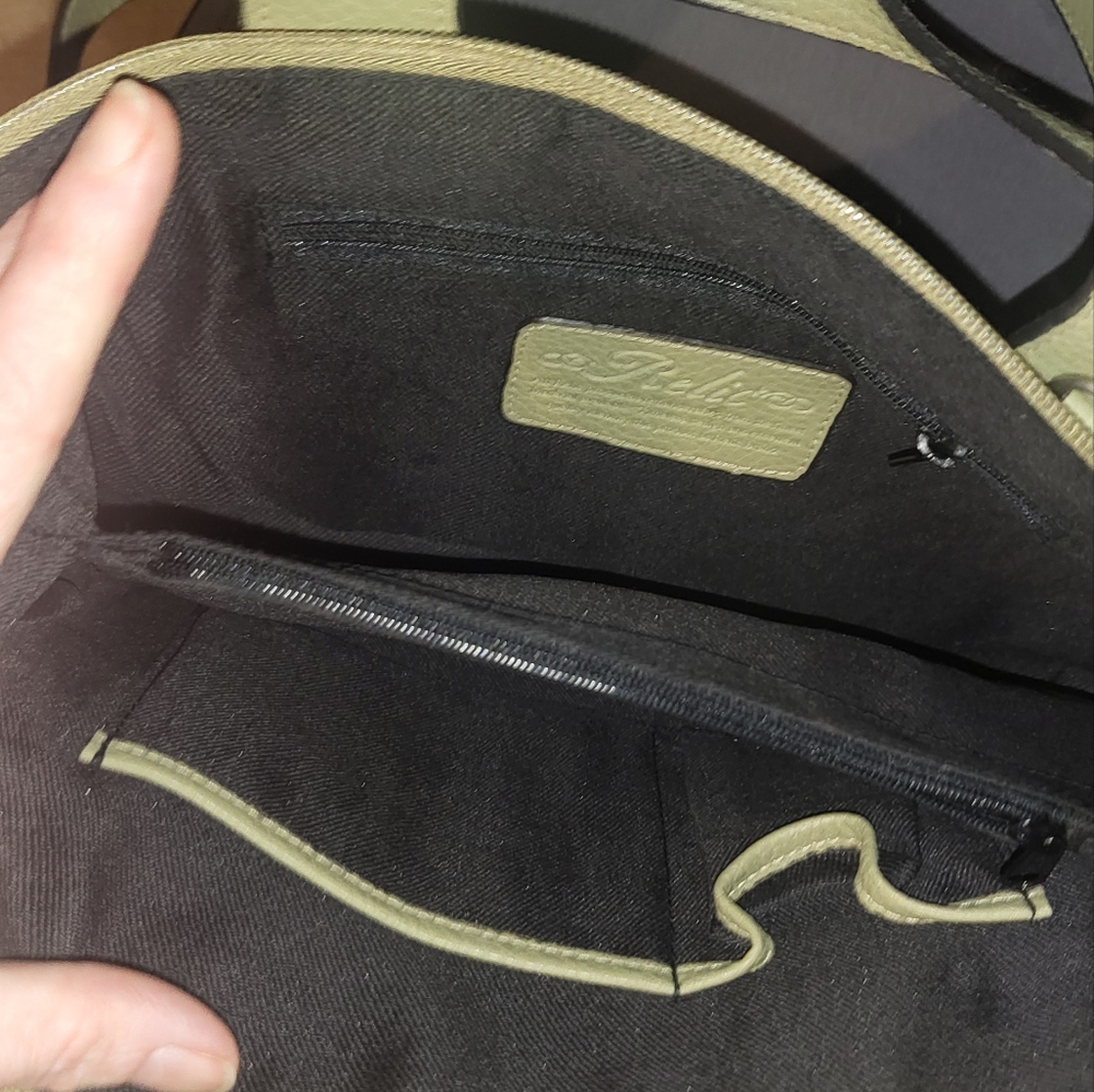 Relic Purse - Picture 3 of 3